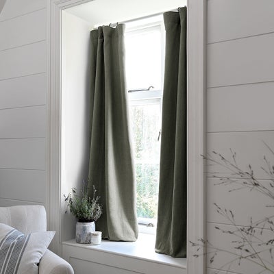 Curtain Pair 117x137cm