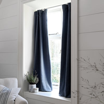 Curtain Pair 117x137cm