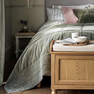 Luxury Cotton Velvet Fern Green Bedspread 250x260cm