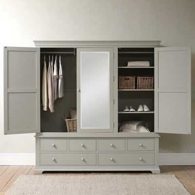 Grand Triple Wardrobe