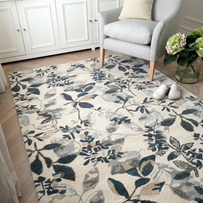 Onyx Leaf Trail Rug 160 X 230