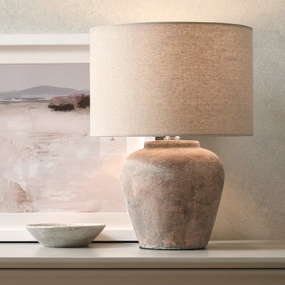 Perrinsfield Brown Table Lamp