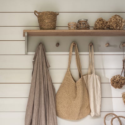 7 Coat Peg Shelf (130cm)