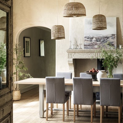 8-12 Seater Extending Dining Table