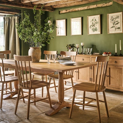 6-8 Seater Extending Dining Table