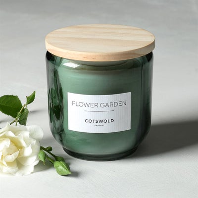 Flower Garden Scented Candle with Wooden Lid - Green