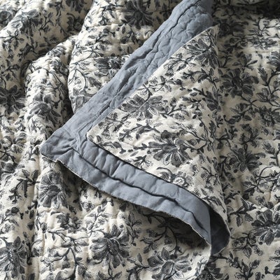 Agnes Floral Bed Throw