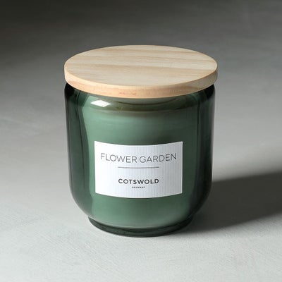 Flower Garden Scented Candle with Wooden Lid - Green