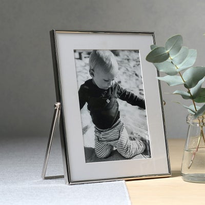 Classic Easel Photo Frame 5x7'