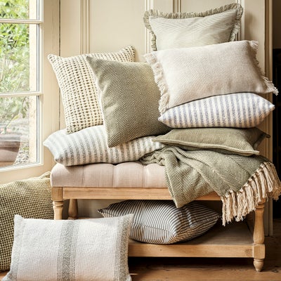 Country Ruffles Apple Cushion