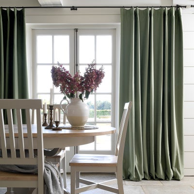 Curtain Pair 117x137cm