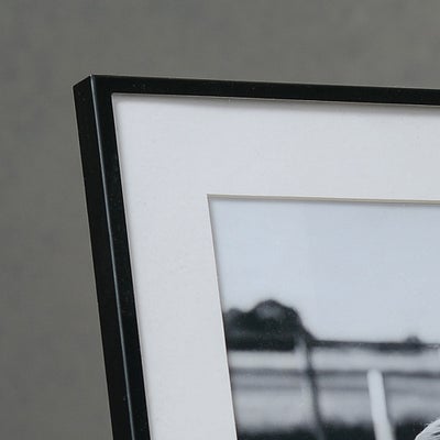 Fine Black Metal Photo Frame 5x7'