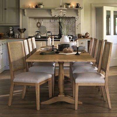 8-10 Seater Extending Dining Table