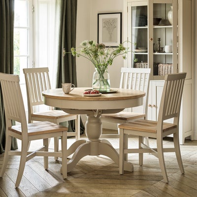 4-6 Seater Round Extending Dining Table