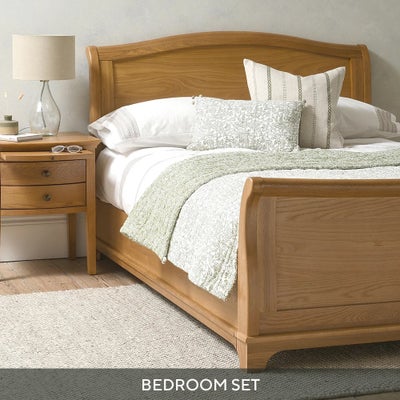 5ft King Size Sleigh Bed and 2 Bedside Tables Set