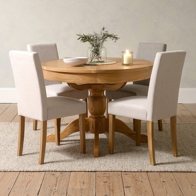 4-6 Seater Round Extending Table