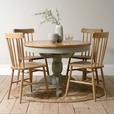 4-6 Seater Round Dining Table