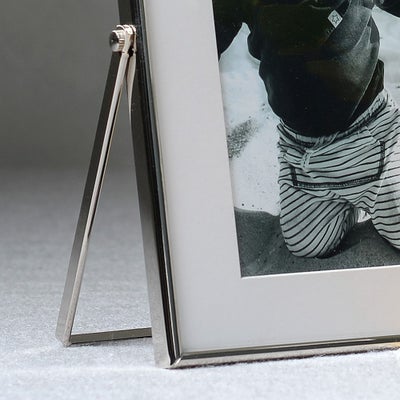 Classic Easel Photo Frame 5x7'