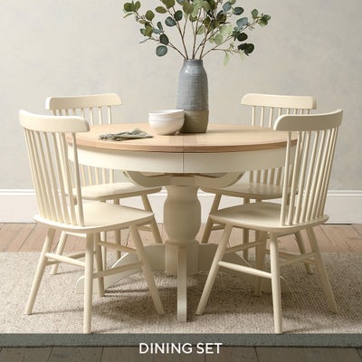 Round Extending Dining Table and 4 Spindleback Chairs