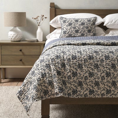 Agnes Floral Bedspread