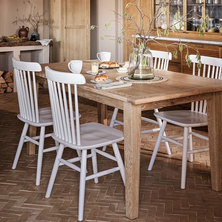 Wooden Dining Room Tables | The Cotswold Company