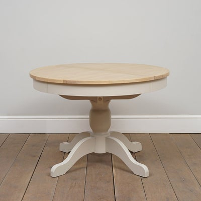 4-6 Seater Round Extending Dining Table
