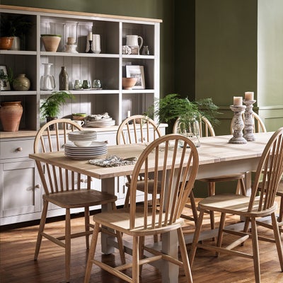 6-10 Seater Extending Dining Table